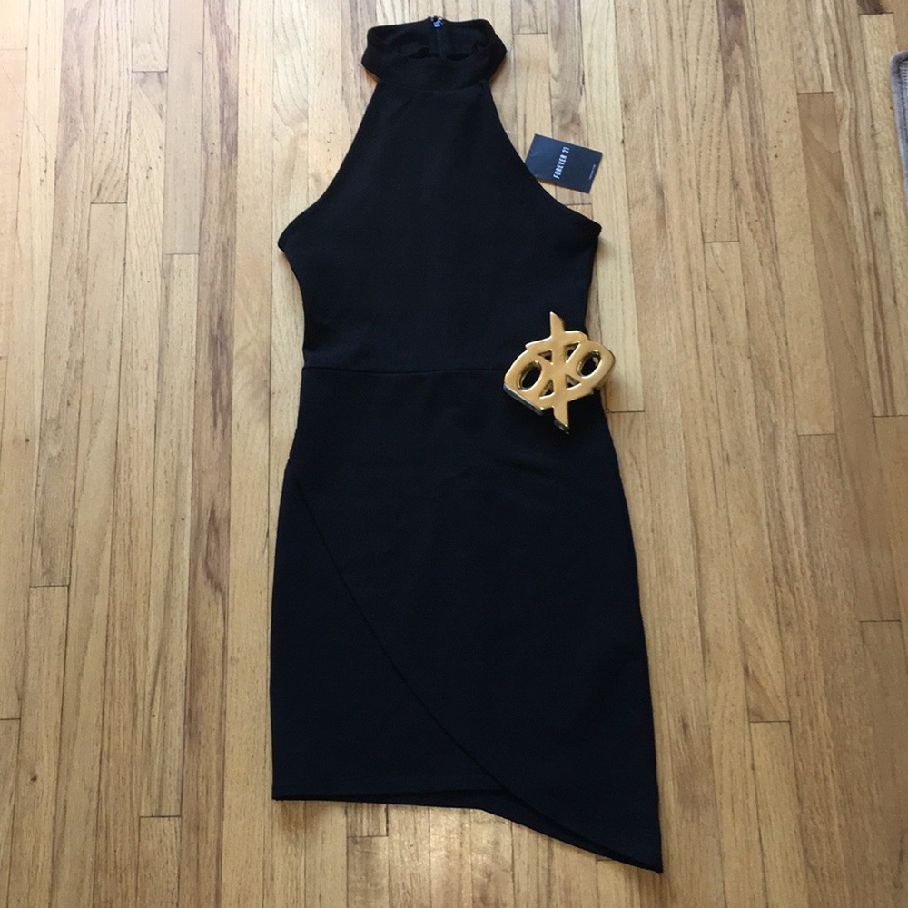 Black mock neck forever 21 dress 💕